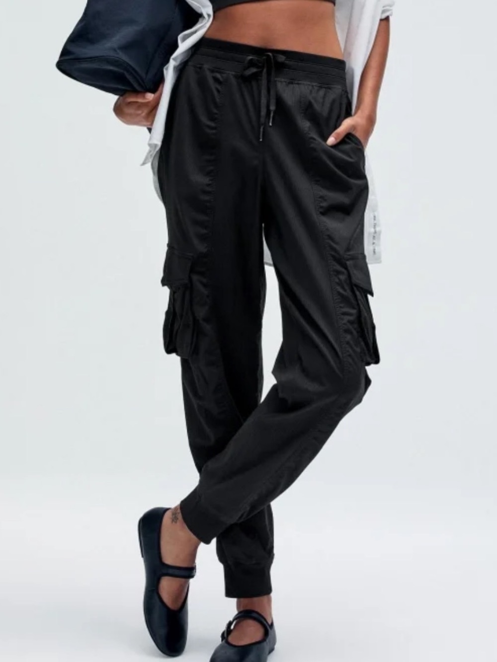 Lululemon Dance Studio Relaxed Fit Cargo Jogger Womens Small black